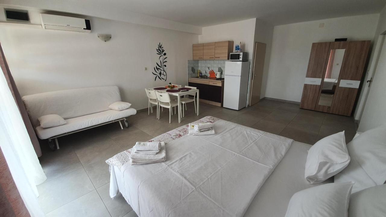 Batkoski Apartments พาก ภายนอก รูปภาพ